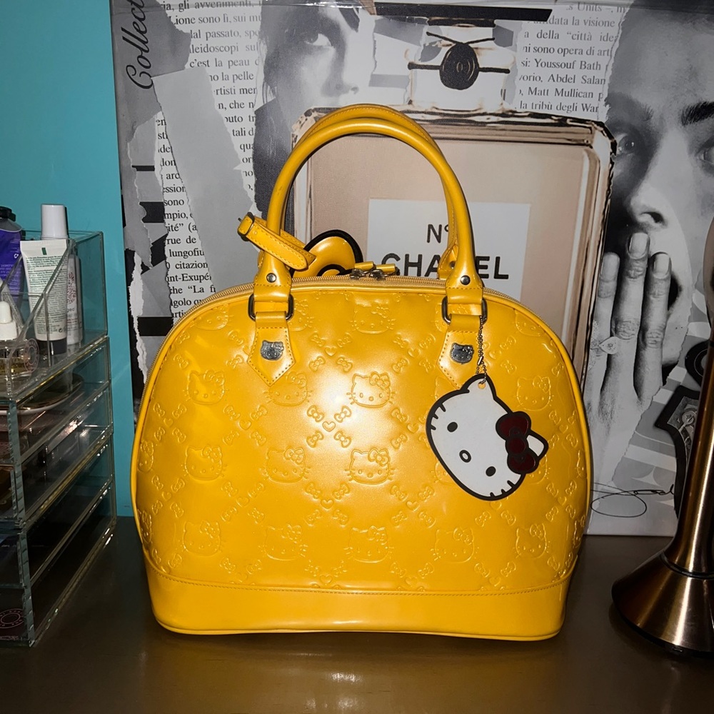 Hello Kitty  Loungefly Patent Leather Yellow Handbag